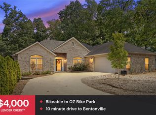 7 E Elvendon Dr, Bella Vista, AR 72715