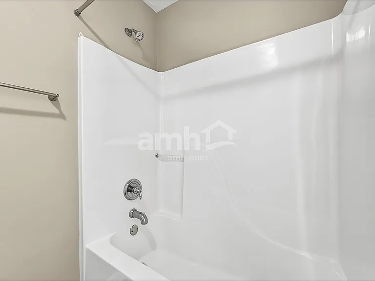 4449 Oakbank Ln — Photo 13