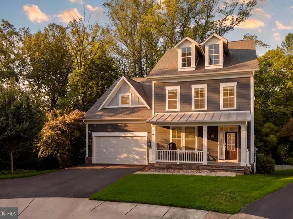 6203 Champion Oak Ct, Falls Church, VA 22044