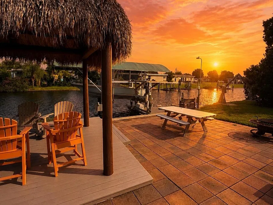 4112 Harbor Blvd