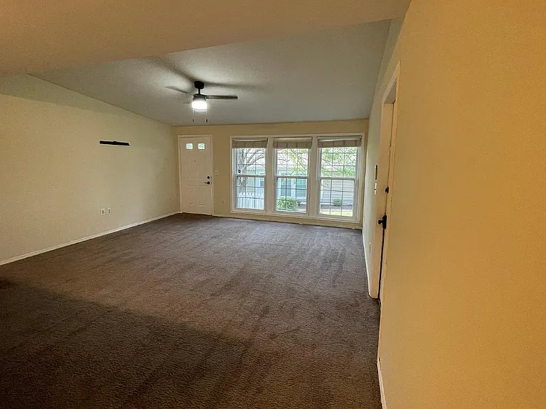 2213 Cinnabar Pl — Photo 11