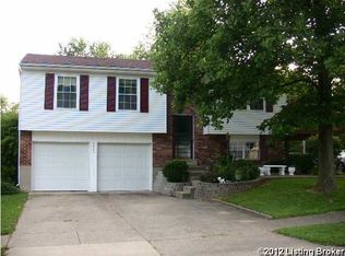 5400 Sprigwood Ln, Louisville, KY