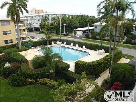 3rd image of 80 Venetian Dr #303