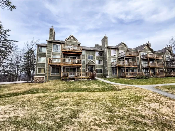 5314 Summit Dr, Hidden Valley, PA 15502