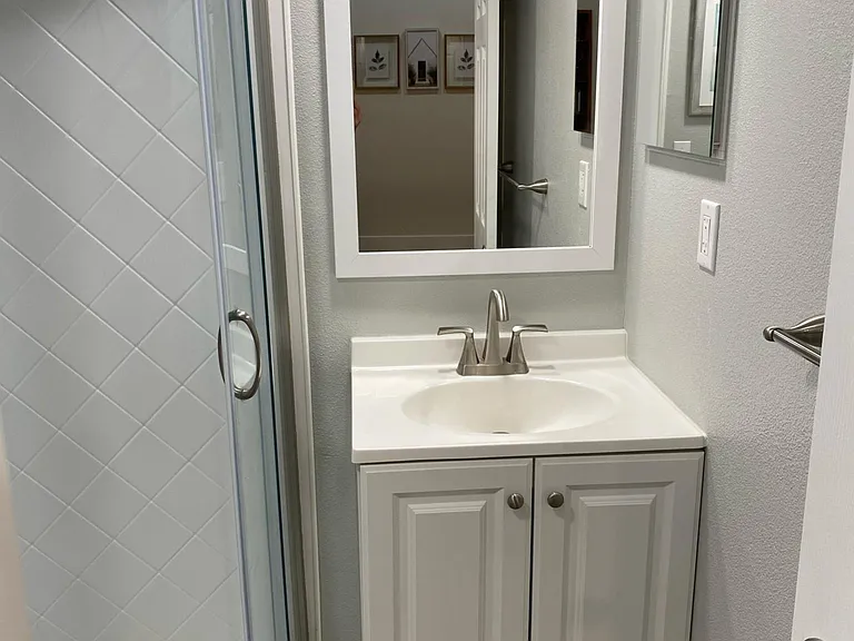 5810 Lauretta St #B — Photo 11