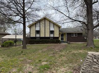 7722 E 90th Ter, Kansas City, MO 64138