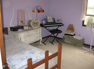 624 111th St, Pipestone, MN 56164