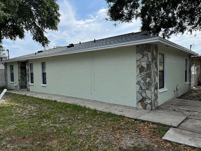 3802 W Hamilton Ave — Photo 3