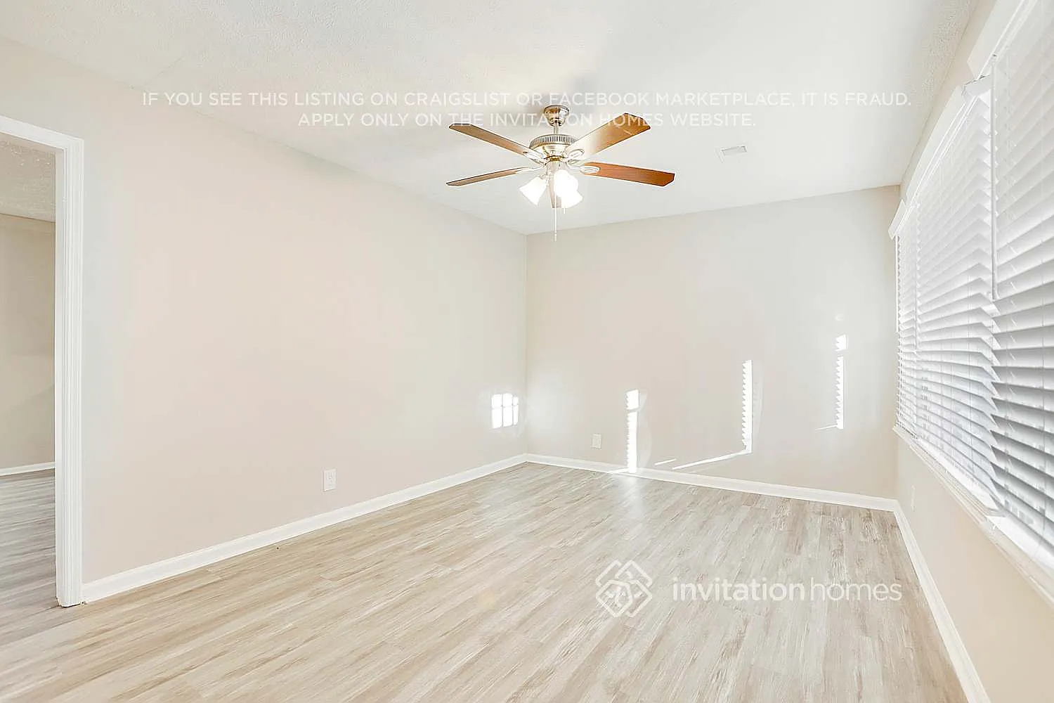 2679 Carriage Ln College Park, GA 30349 — Photo 4