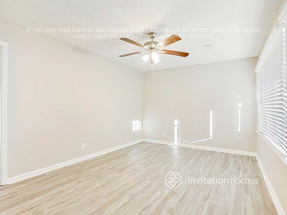 4th image of 2679 Carriage Ln