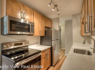 615 12th Ave E APT 202, Seattle, WA 98102