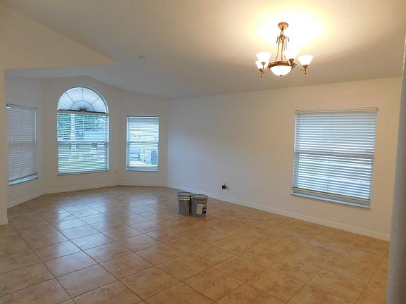 2nd image of 314 Freshwater Ct