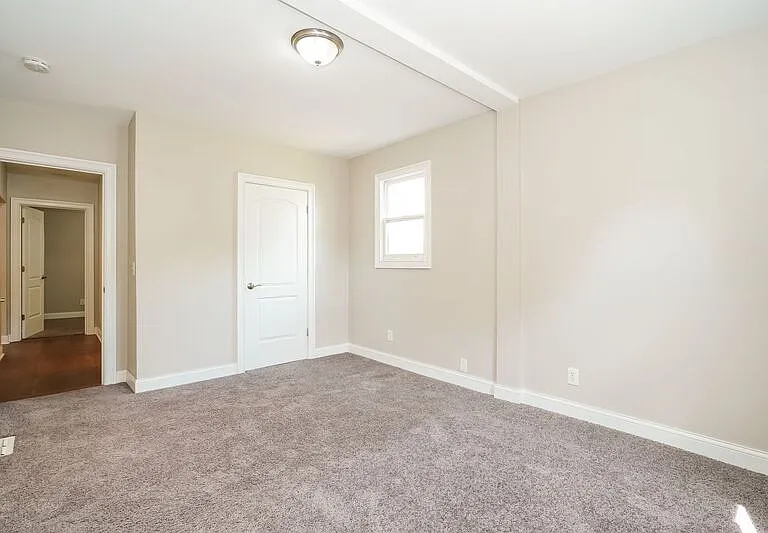 764-766 Kelton Ave #766 — Photo 9