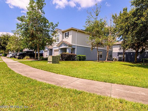 2nd image of 801 Black Cherry Dr S