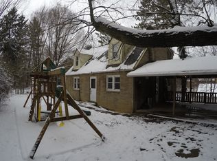 291 Greenlee Rd, Pittsburgh, PA 15227