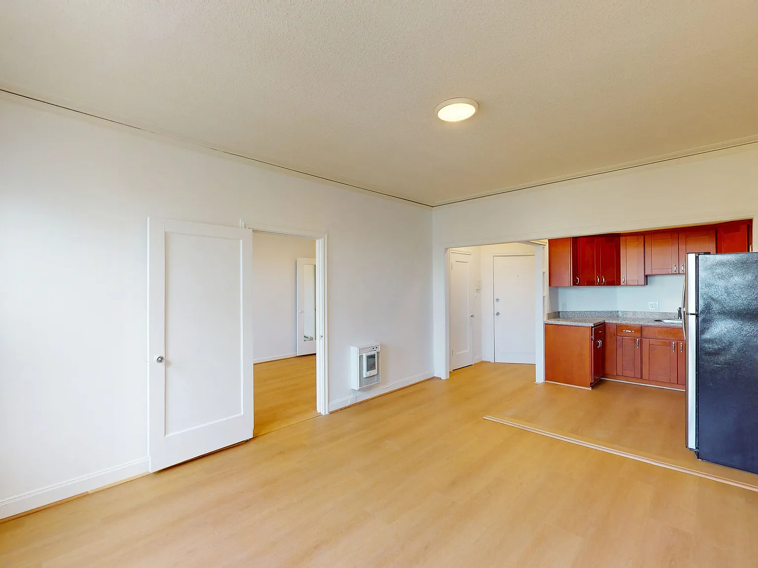 Charming 1BR | Pet Friendly | Shared Laundry — Photo 3