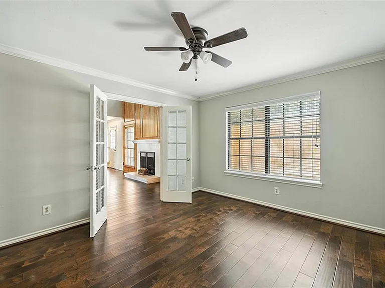 300 Saint Emelion Ct — Photo 25