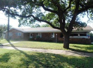 800 W 7th St, Cisco, TX 76437