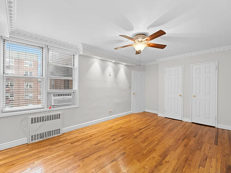 6730 Clyde St #5B — Photo 6