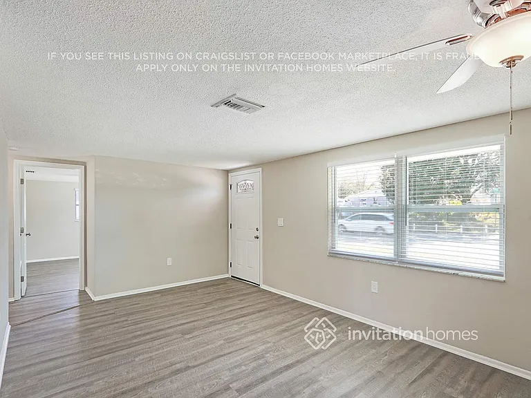 7935 Fox Hollow Dr — Photo 5