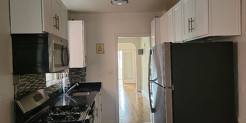 1st image of 402 Ocean Pkwy APT 309
