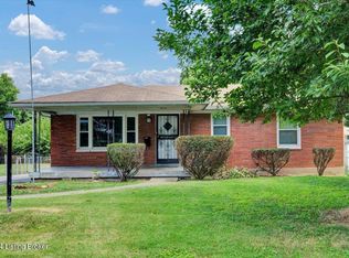 8015 Daffodil Dr, Louisville, KY 40258