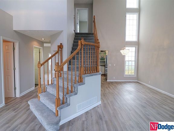 5th image of 2613 Tulip Ln