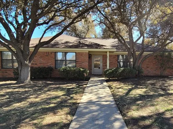 2307 Maxwell Dr, Midland, TX 79705