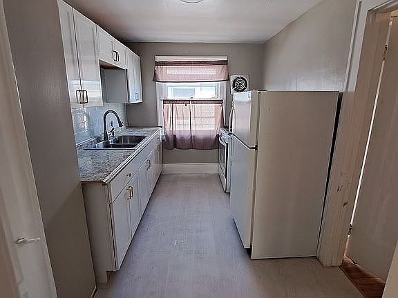 Upper Unit Kitchen