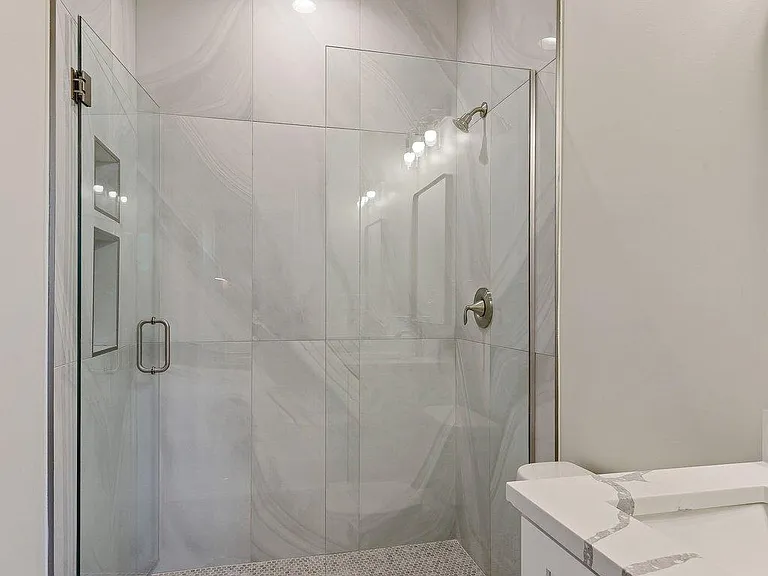 4224 S Langley Ave #2 — Photo 11