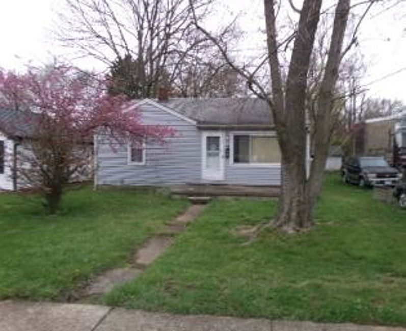1st image of 178 E Broadway St