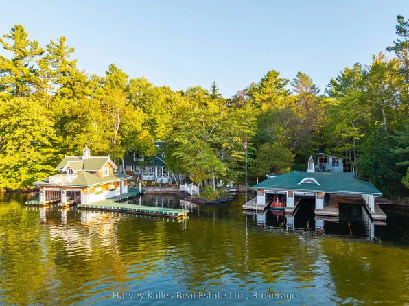 1052 Longhurst Rd #22, Muskoka Lakes, ON P0B 1M0