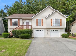 2325 Golden Valley Dr, Lawrenceville, GA 30043