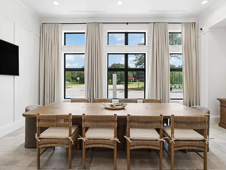 Lenox Katy Grove — Photo 16