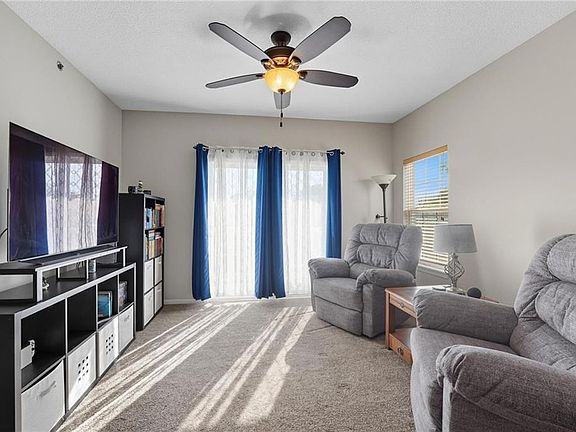2nd image of 8020 N Drury Ave Unit 2A