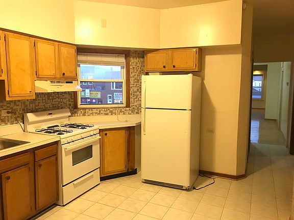 4th image of 3834 S Archer Ave #2F