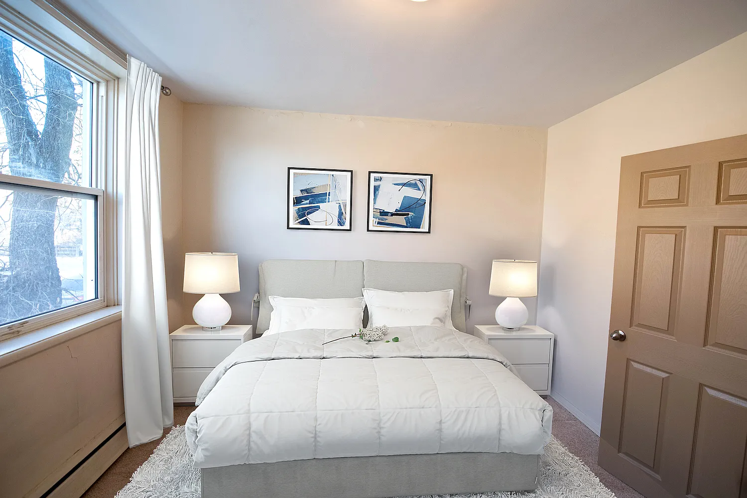 Strathcona House — Photo 2