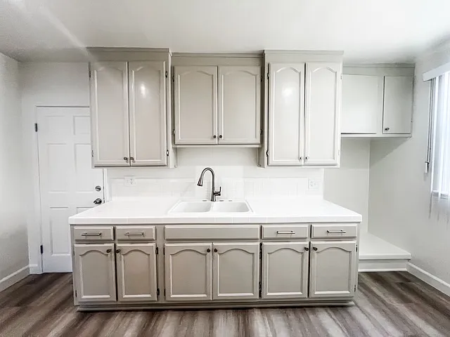 6718 Stafford Ave #F — Photo 12