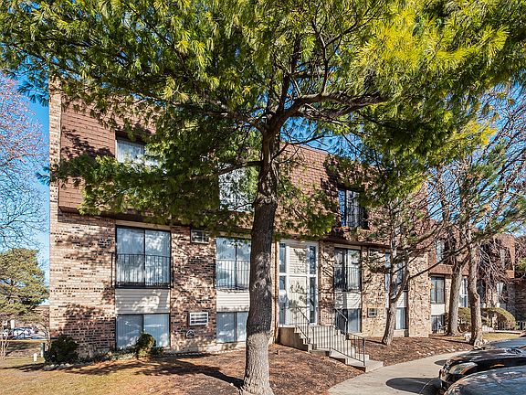 2nd image of 190 S Waters Edge Dr APT 302