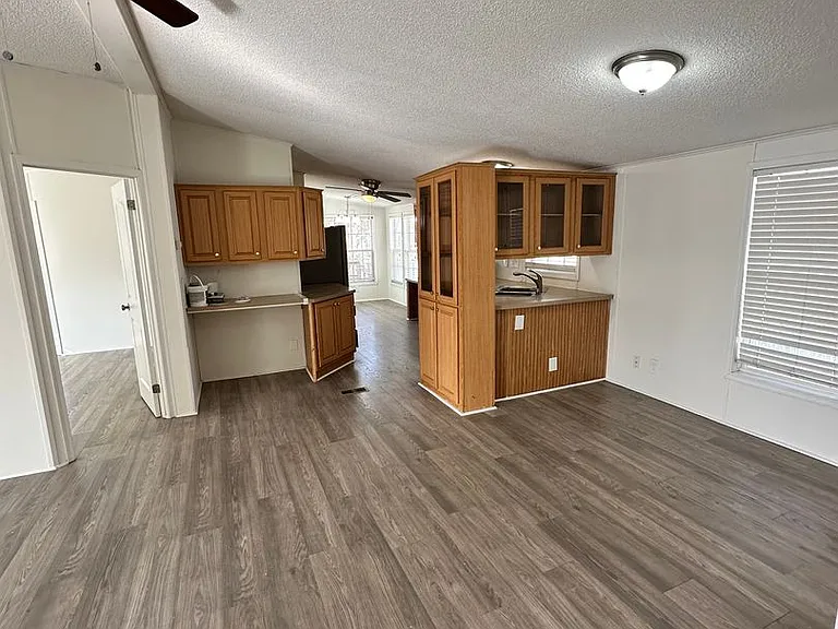 261 Burnetts Way — Photo 7