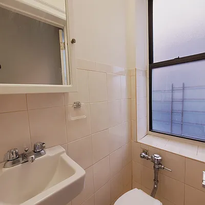 Rented by New York Residence | media 63