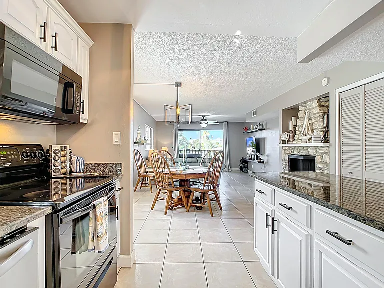 12080 Capri Cir S #101 — Photo 13