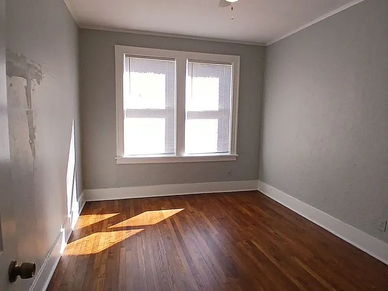 2384 Forrest Ave #D — Photo 8