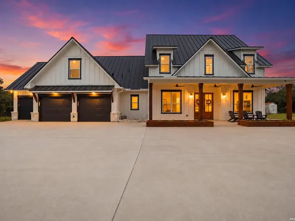 120 County Road 3828, San Antonio, TX 78253