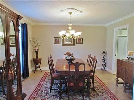 4th image of 6095 Afton Ln