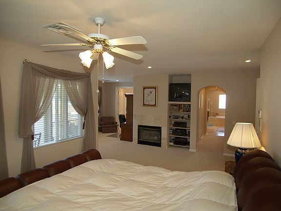 2nd image of 1901 Columbia Crest Ct