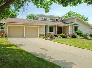 213 Lynn Ct, Altoona, IA 50009