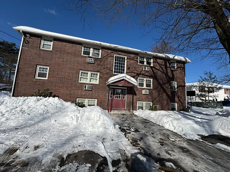 3 Dana Ct #6 — Photo 1