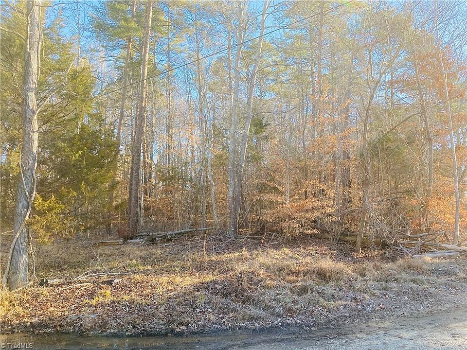 2nd image of 0 Dogwood Heights Ln