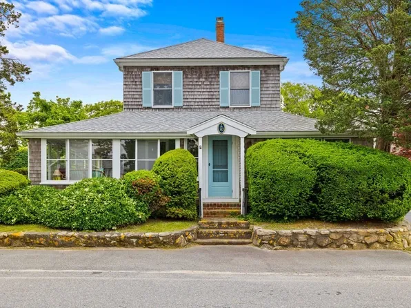 30 Ocean View Ave, North Falmouth, MA 02556